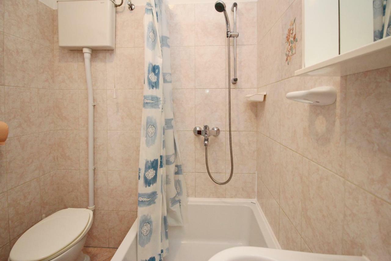 Apartments Alex Baška Δωμάτιο φωτογραφία