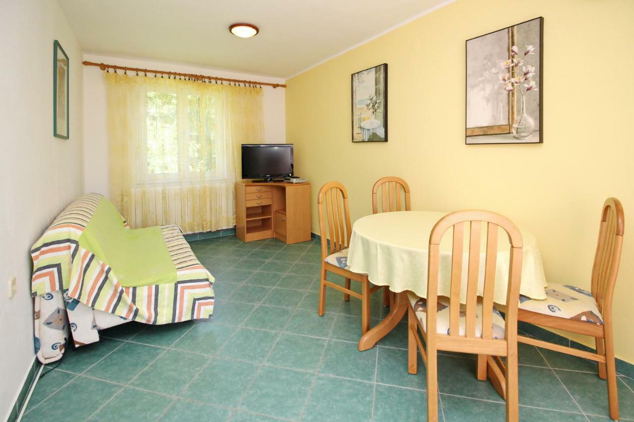 Apartments Alex Baška Εξωτερικό φωτογραφία