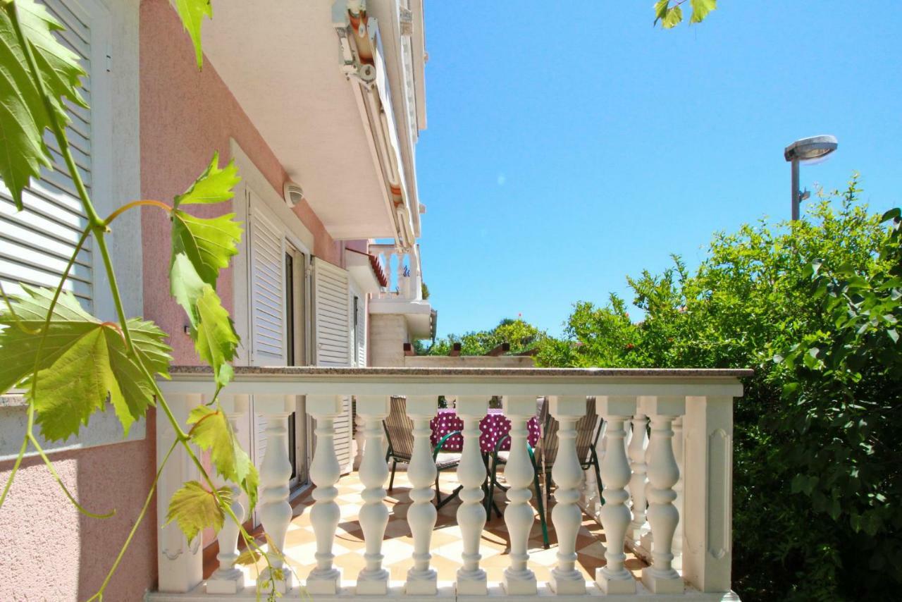 Apartments Alex Baška Εξωτερικό φωτογραφία